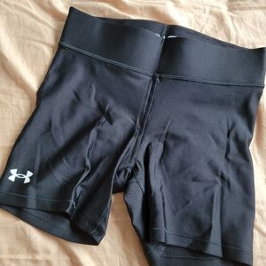 Underarmour shorts 6"